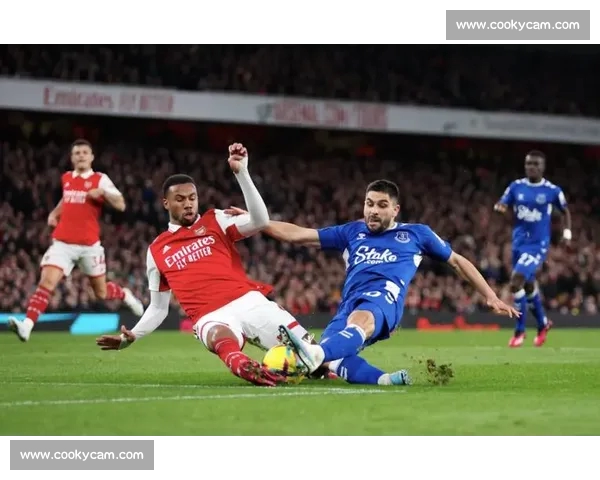 英超争冠格局突变豪门对决焦点新星崛起赛季走势全面解析深度观察